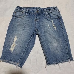 Z Co. Jean's Distressed Size 3 Juniors